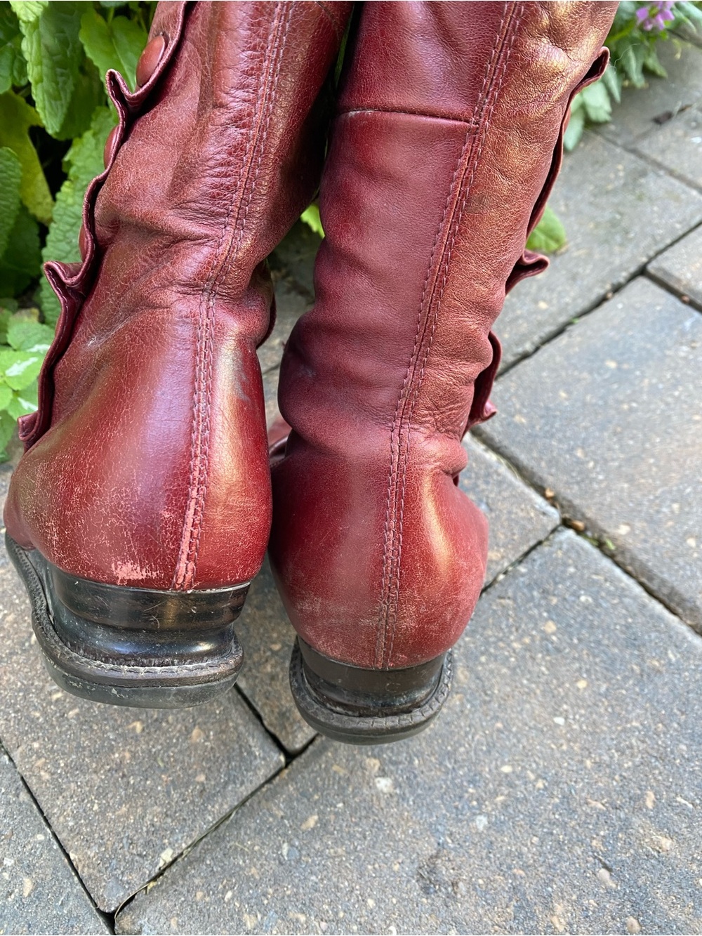 Miz Mooz Bloom Oxblood Leather Button Trim Knee High Boots Sz 7 - Issues Fall - Picture 4 of 7